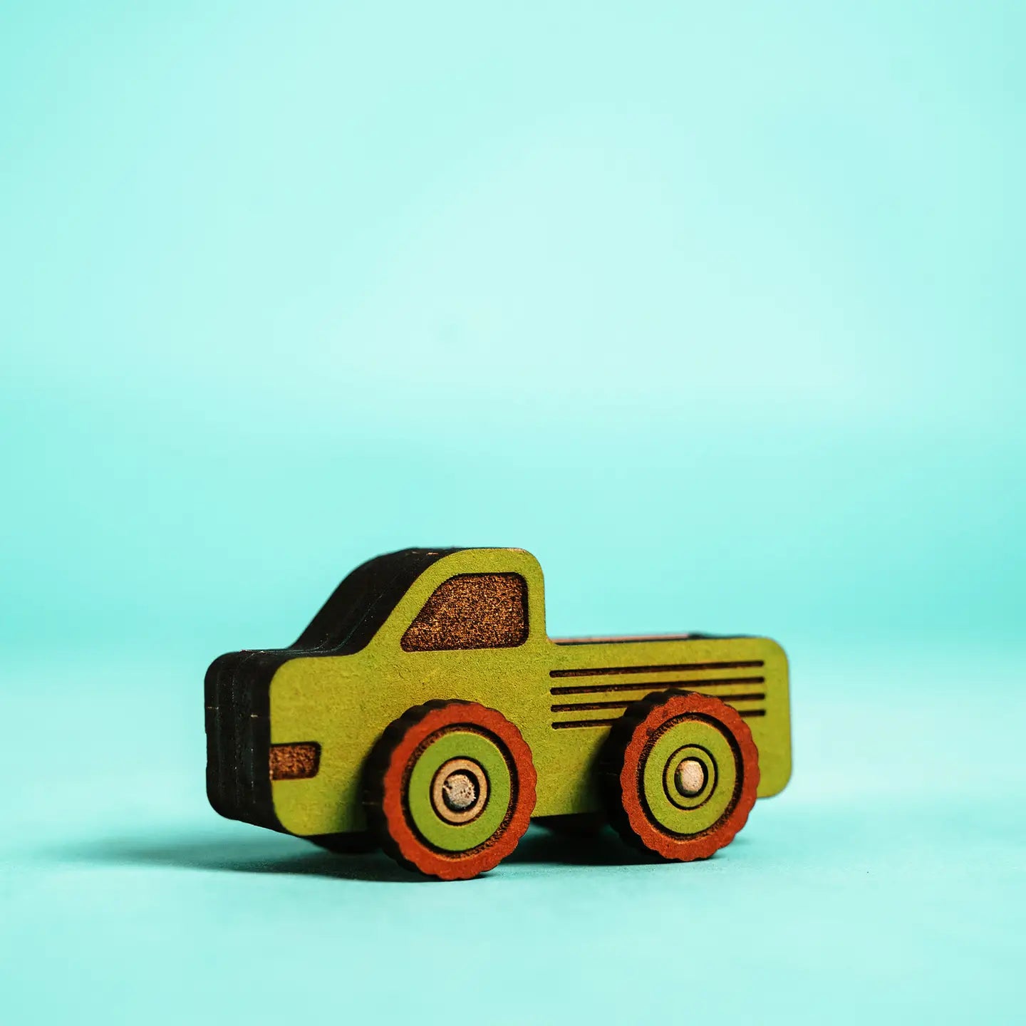 Crateit Town - Wooden Toy Kit - Thunder Truck