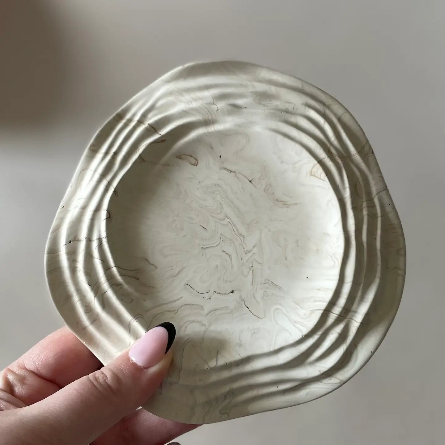 Wax Leaf - Marbled Decorative Tray