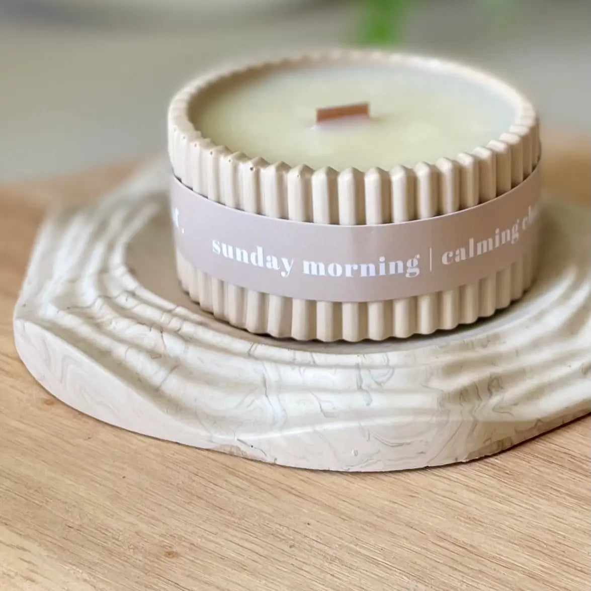 Wax Leaf - Small Candle - Sunday Morning