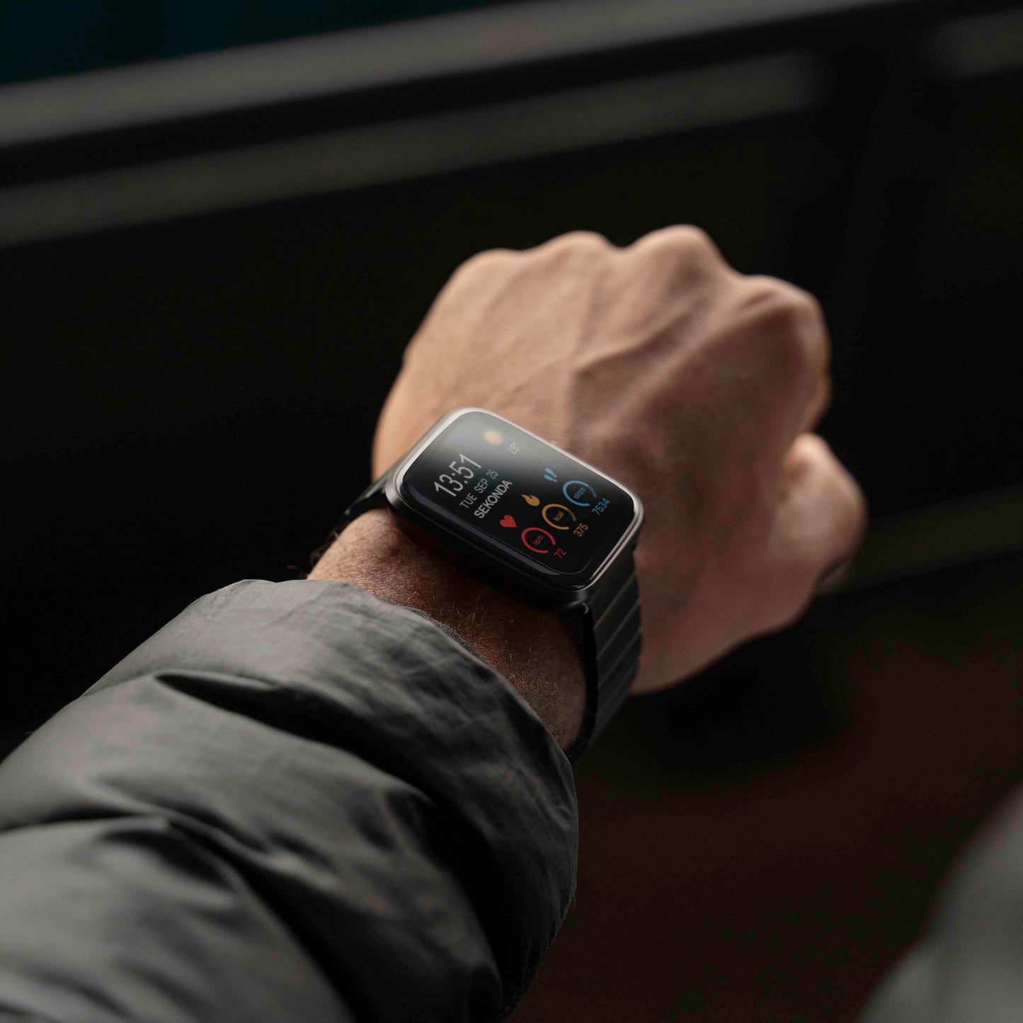 Sekonda Motion Plus Smart Watch | Black Alloy Case & Stainless Steel Bracelet